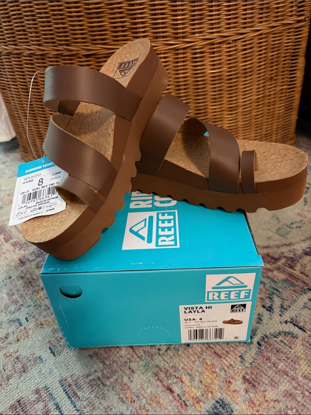 Reef women’s Layla Platform Sandals in Brown size 8 NWT